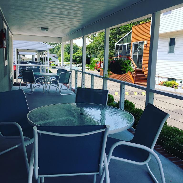 The Drake Inn Hampton Bays Extérieur photo